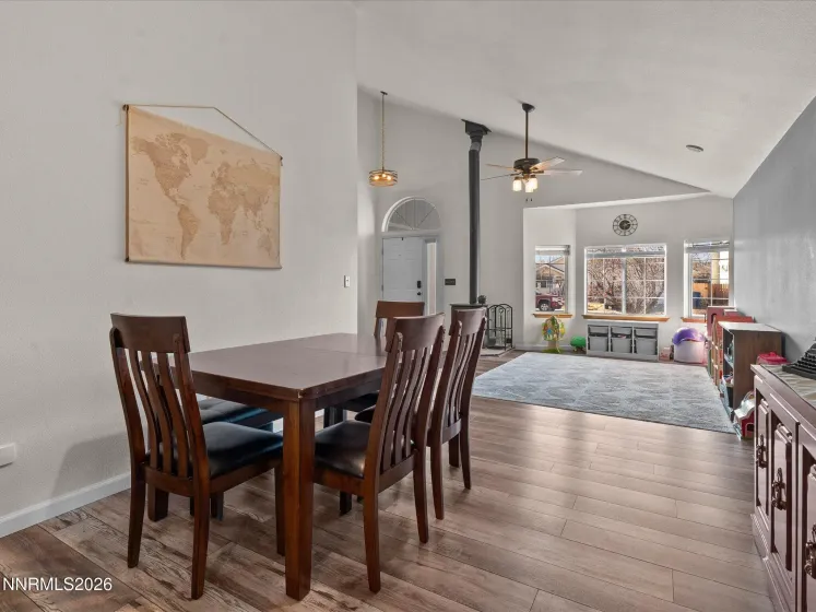 1009 Deena, Fallon, Nevada 89406, 4 Bedrooms Bedrooms, ,3 BathroomsBathrooms,Residential,Residential,Deena,260001304