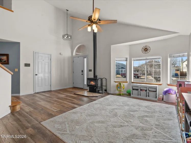 1009 Deena, Fallon, Nevada 89406, 4 Bedrooms Bedrooms, ,3 BathroomsBathrooms,Residential,Residential,Deena,260001304