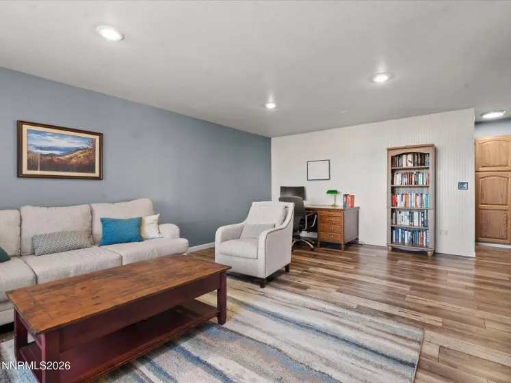 1009 Deena, Fallon, Nevada 89406, 4 Bedrooms Bedrooms, ,3 BathroomsBathrooms,Residential,Residential,Deena,260001304