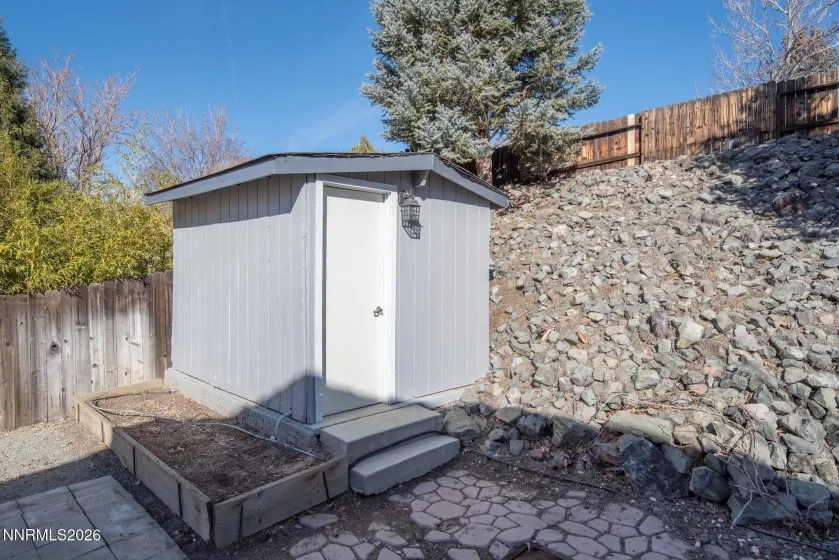 1616 Canyon Terrace, Sparks, Nevada 89436, 4 Bedrooms Bedrooms, ,3 BathroomsBathrooms,Residential,Residential,Canyon Terrace,260001305