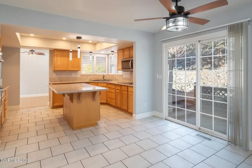 1616 Canyon Terrace, Sparks, Nevada 89436, 4 Bedrooms Bedrooms, ,3 BathroomsBathrooms,Residential,Residential,Canyon Terrace,260001305