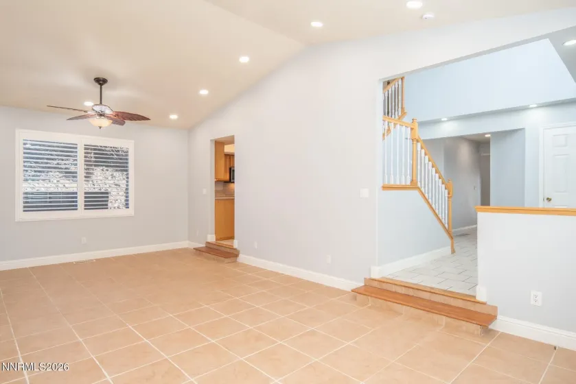 1616 Canyon Terrace, Sparks, Nevada 89436, 4 Bedrooms Bedrooms, ,3 BathroomsBathrooms,Residential,Residential,Canyon Terrace,260001305