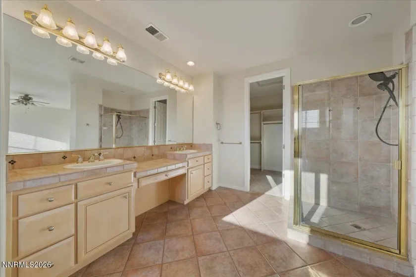 5436 Vista Terrace, Sparks, Nevada 89436, 4 Bedrooms Bedrooms, ,3 BathroomsBathrooms,Residential,Residential,Vista Terrace,260001307