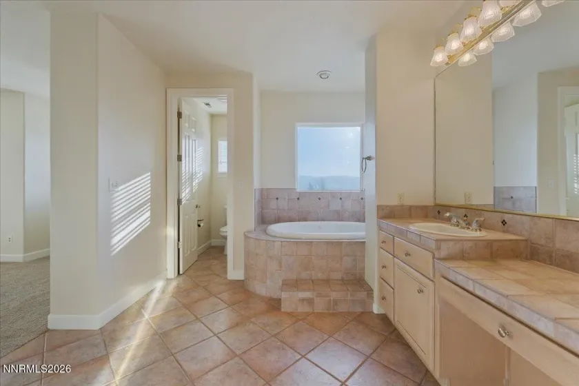 5436 Vista Terrace, Sparks, Nevada 89436, 4 Bedrooms Bedrooms, ,3 BathroomsBathrooms,Residential,Residential,Vista Terrace,260001307