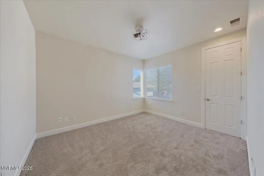 5436 Vista Terrace, Sparks, Nevada 89436, 4 Bedrooms Bedrooms, ,3 BathroomsBathrooms,Residential,Residential,Vista Terrace,260001307