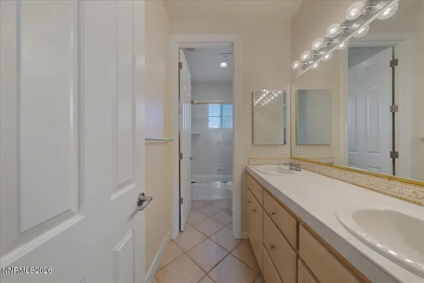 5436 Vista Terrace, Sparks, Nevada 89436, 4 Bedrooms Bedrooms, ,3 BathroomsBathrooms,Residential,Residential,Vista Terrace,260001307