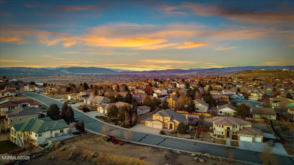 5436 Vista Terrace, Sparks, Nevada 89436, 4 Bedrooms Bedrooms, ,3 BathroomsBathrooms,Residential,Residential,Vista Terrace,260001307