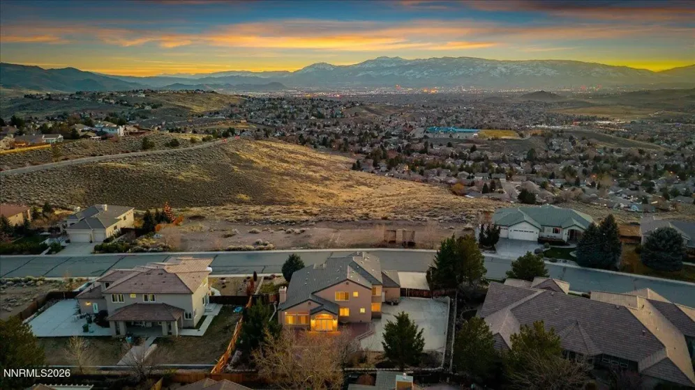 5436 Vista Terrace, Sparks, Nevada 89436, 4 Bedrooms Bedrooms, ,3 BathroomsBathrooms,Residential,Residential,Vista Terrace,260001307