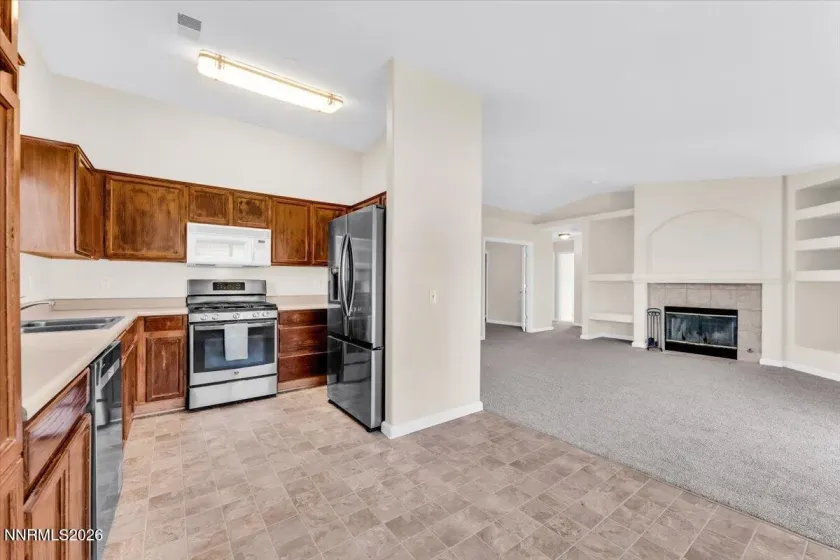 888 Vista Park, Carson City, Nevada 89705, 3 Bedrooms Bedrooms, ,2 BathroomsBathrooms,Residential,Residential,Vista Park,260001310