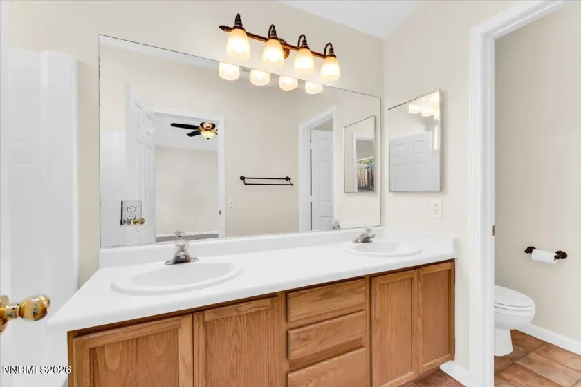 888 Vista Park, Carson City, Nevada 89705, 3 Bedrooms Bedrooms, ,2 BathroomsBathrooms,Residential,Residential,Vista Park,260001310