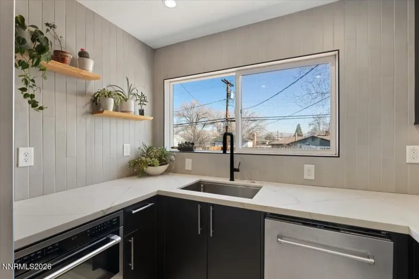 736 Yori, Reno, Nevada 89502, 3 Bedrooms Bedrooms, ,1 BathroomBathrooms,Residential,Residential,Yori,260001311