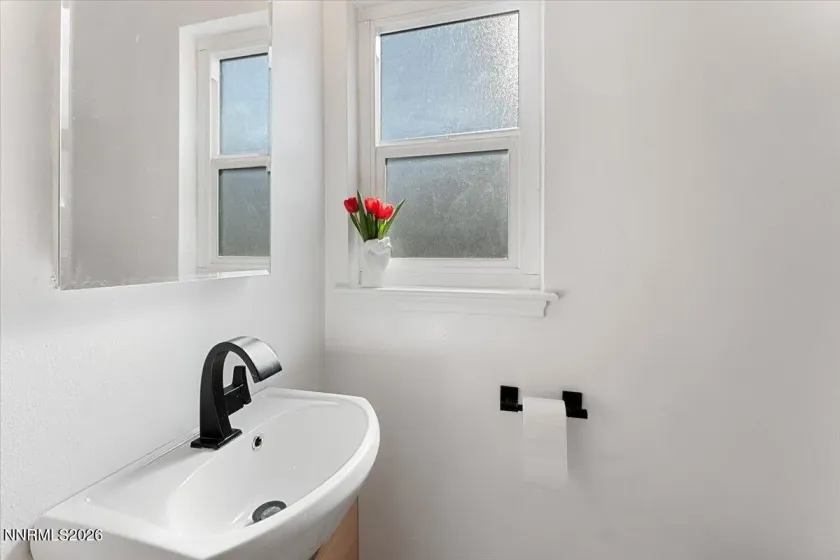 736 Yori, Reno, Nevada 89502, 3 Bedrooms Bedrooms, ,1 BathroomBathrooms,Residential,Residential,Yori,260001311