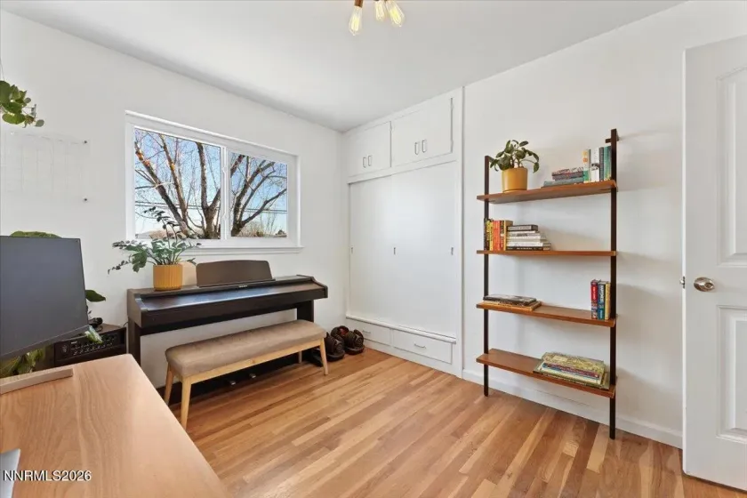 736 Yori, Reno, Nevada 89502, 3 Bedrooms Bedrooms, ,1 BathroomBathrooms,Residential,Residential,Yori,260001311