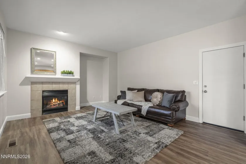 4123 Burlington, Sparks, Nevada 89436, 4 Bedrooms Bedrooms, ,3 BathroomsBathrooms,Residential,Residential,Burlington,260001315