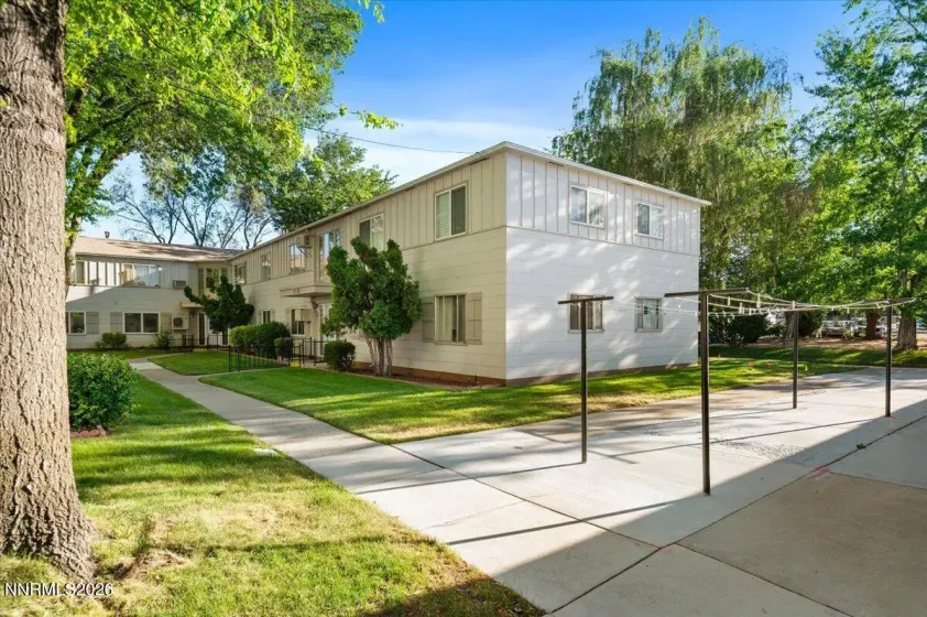 1945 4th, Sparks, Nevada 89431, 2 Bedrooms Bedrooms, ,1 BathroomBathrooms,Residential,Residential,4th,260001313