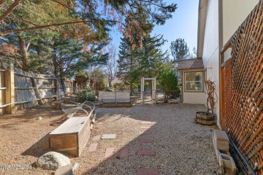 535 Cliff View, Reno, Nevada 89523, 3 Bedrooms Bedrooms, ,3 BathroomsBathrooms,Residential,Residential,Cliff View,260001316