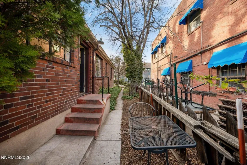 512 Humboldt, Reno, Nevada 89509, ,Residential Income,Residential,Humboldt,260001317