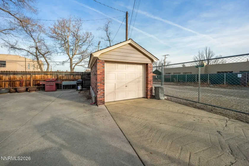 512 Humboldt, Reno, Nevada 89509, ,Residential Income,Residential,Humboldt,260001317