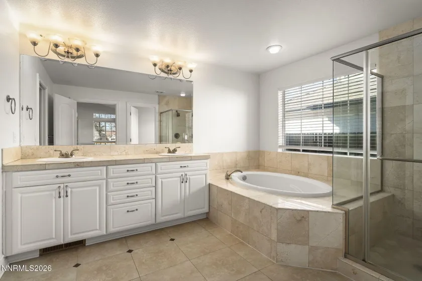 6540 Monticello, Reno, Nevada 89519, 5 Bedrooms Bedrooms, ,4 BathroomsBathrooms,Residential,Residential,Monticello,260001322