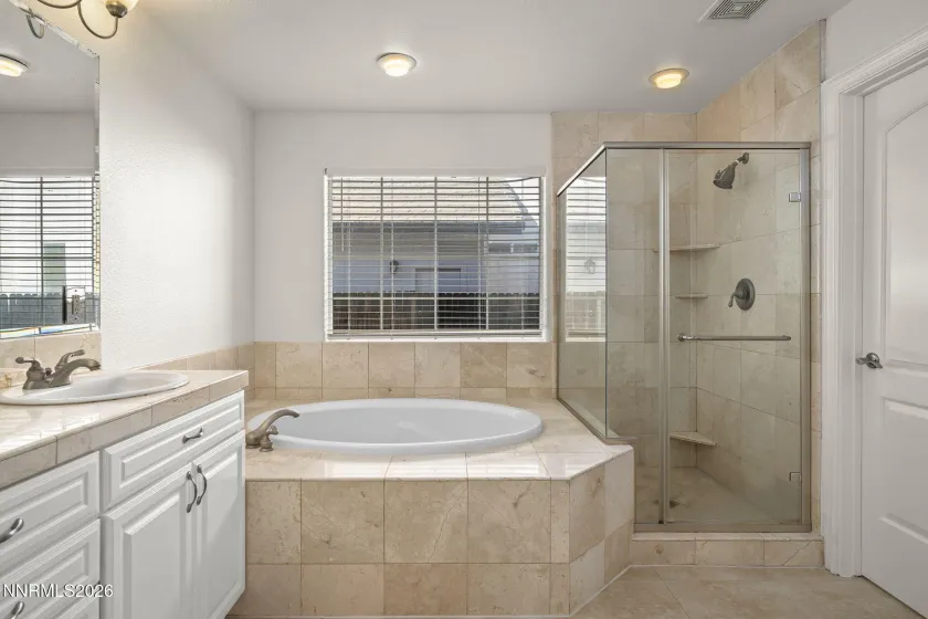 6540 Monticello, Reno, Nevada 89519, 5 Bedrooms Bedrooms, ,4 BathroomsBathrooms,Residential,Residential,Monticello,260001322