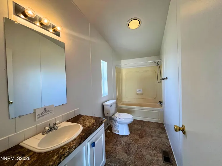 1414 Lahonton, Silver Springs, Nevada 89429, 3 Bedrooms Bedrooms, ,2 BathroomsBathrooms,Residential,Residential,Lahonton,260001326