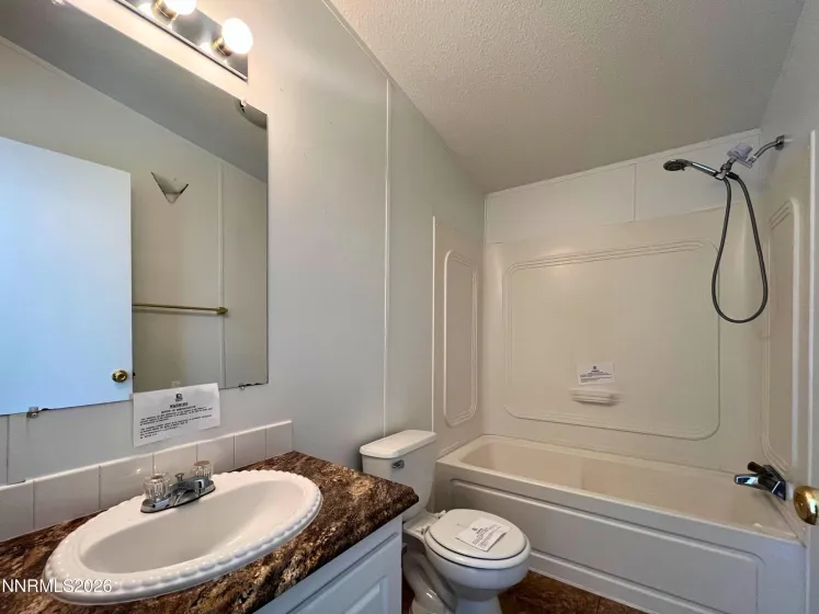 1414 Lahonton, Silver Springs, Nevada 89429, 3 Bedrooms Bedrooms, ,2 BathroomsBathrooms,Residential,Residential,Lahonton,260001326