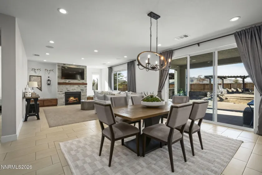 2428 Nehalem, Sparks, Nevada 89436, 4 Bedrooms Bedrooms, ,3 BathroomsBathrooms,Residential,Residential,Nehalem,260001325