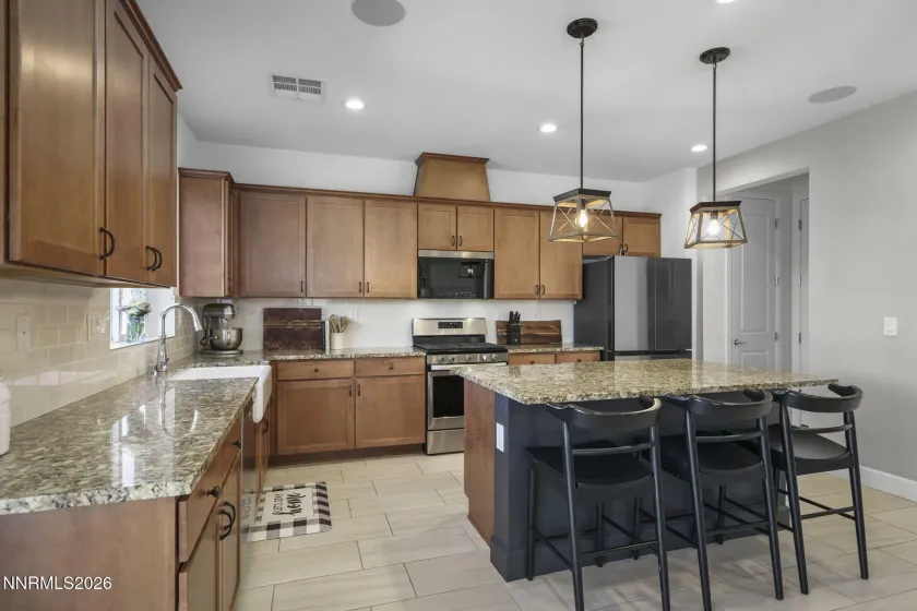 2428 Nehalem, Sparks, Nevada 89436, 4 Bedrooms Bedrooms, ,3 BathroomsBathrooms,Residential,Residential,Nehalem,260001325