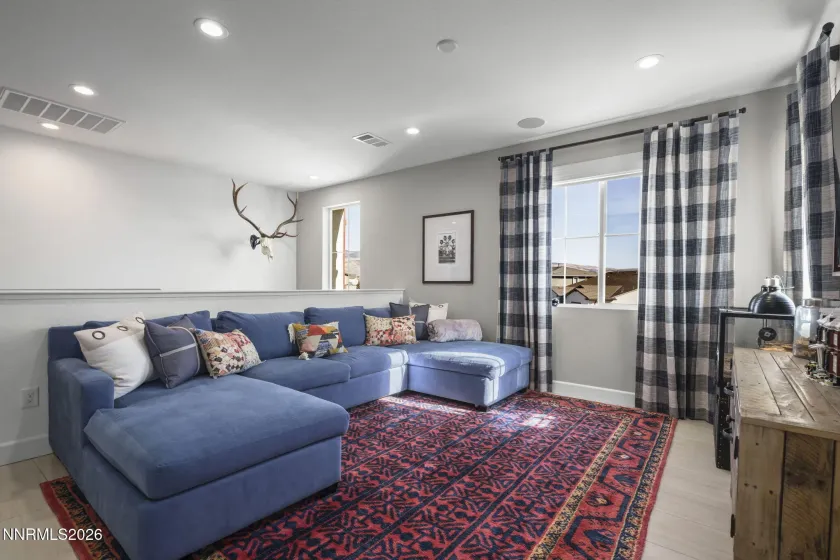 2428 Nehalem, Sparks, Nevada 89436, 4 Bedrooms Bedrooms, ,3 BathroomsBathrooms,Residential,Residential,Nehalem,260001325