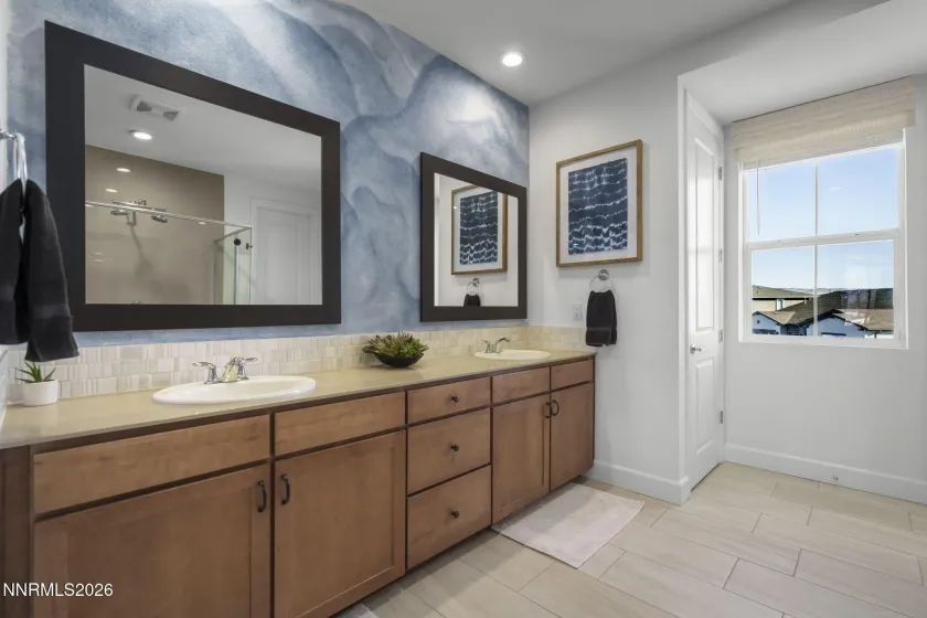 2428 Nehalem, Sparks, Nevada 89436, 4 Bedrooms Bedrooms, ,3 BathroomsBathrooms,Residential,Residential,Nehalem,260001325