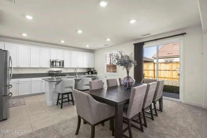 1252 Alfalfa, Sparks, Nevada 89436, 3 Bedrooms Bedrooms, ,3 BathroomsBathrooms,Residential,Residential,Alfalfa,260001331