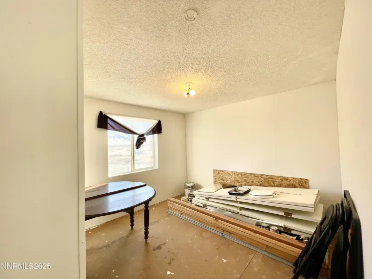 6055 Amos, Winnemucca, Nevada 89445, 4 Bedrooms Bedrooms, ,2 BathroomsBathrooms,Residential,Residential,Amos,260001335