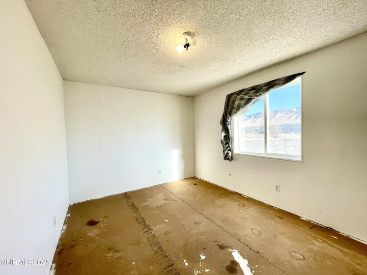 6055 Amos, Winnemucca, Nevada 89445, 4 Bedrooms Bedrooms, ,2 BathroomsBathrooms,Residential,Residential,Amos,260001335