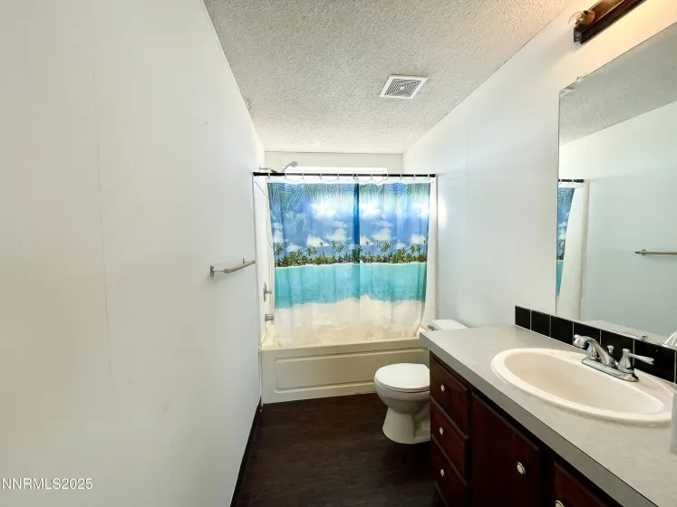 6055 Amos, Winnemucca, Nevada 89445, 4 Bedrooms Bedrooms, ,2 BathroomsBathrooms,Residential,Residential,Amos,260001335