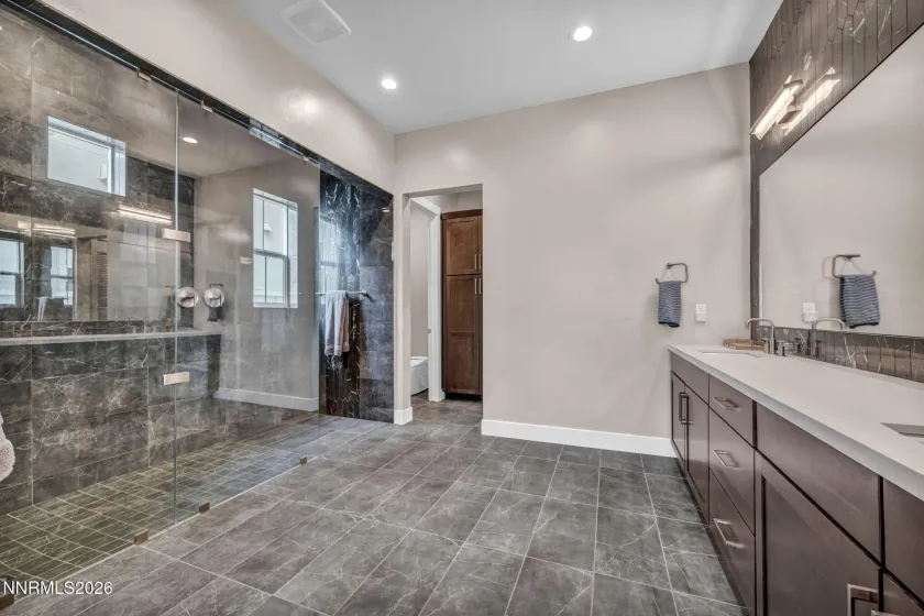 6103 Pleasant Oak, Reno, Nevada 89511, 4 Bedrooms Bedrooms, ,4 BathroomsBathrooms,Residential,Residential,Pleasant Oak,260001336