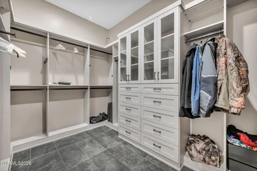 6103 Pleasant Oak, Reno, Nevada 89511, 4 Bedrooms Bedrooms, ,4 BathroomsBathrooms,Residential,Residential,Pleasant Oak,260001336