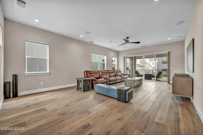 6103 Pleasant Oak, Reno, Nevada 89511, 4 Bedrooms Bedrooms, ,4 BathroomsBathrooms,Residential,Residential,Pleasant Oak,260001336