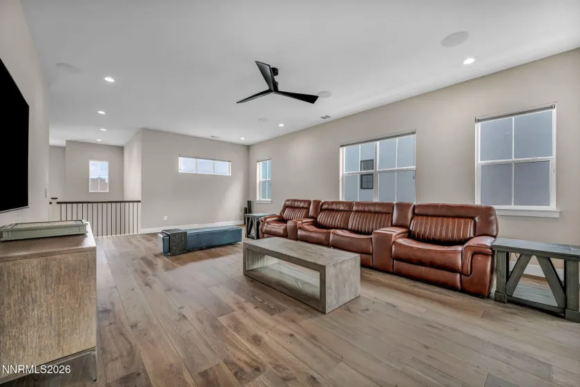 6103 Pleasant Oak, Reno, Nevada 89511, 4 Bedrooms Bedrooms, ,4 BathroomsBathrooms,Residential,Residential,Pleasant Oak,260001336