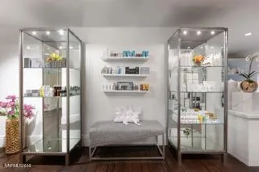 6103 Pleasant Oak, Reno, Nevada 89511, 4 Bedrooms Bedrooms, ,4 BathroomsBathrooms,Residential,Residential,Pleasant Oak,260001336