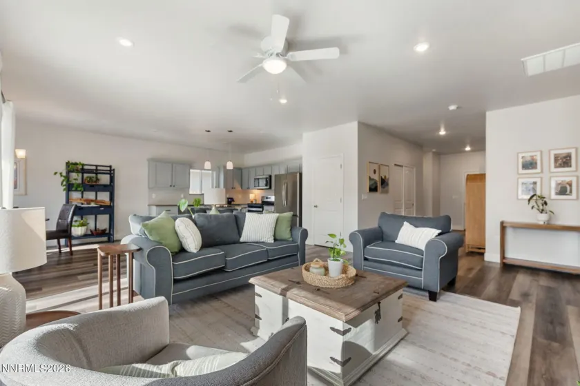 119 Toiyabe, Fallon, Nevada 89406, 3 Bedrooms Bedrooms, ,2 BathroomsBathrooms,Residential,Residential,Toiyabe,260001339