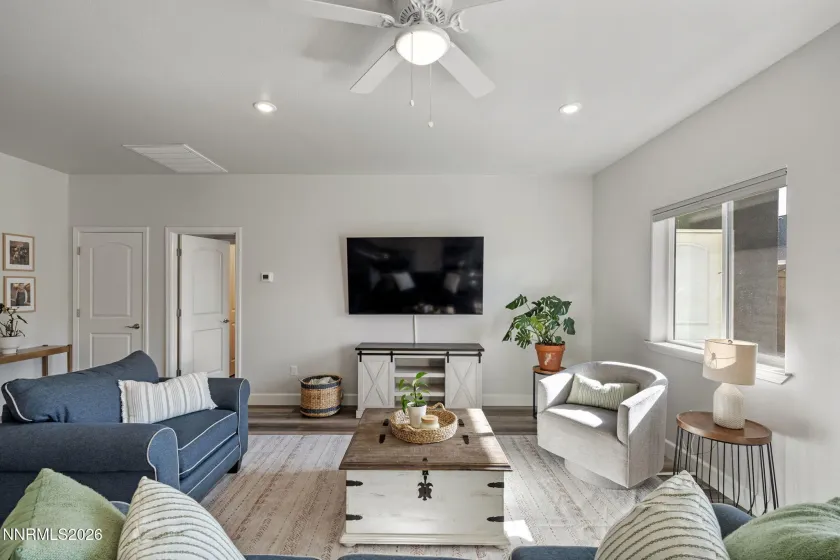 119 Toiyabe, Fallon, Nevada 89406, 3 Bedrooms Bedrooms, ,2 BathroomsBathrooms,Residential,Residential,Toiyabe,260001339