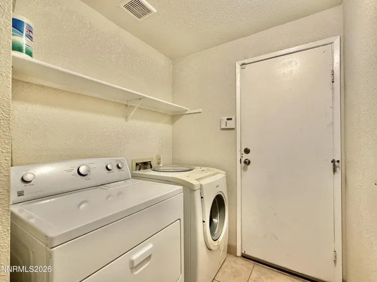 1095 Tudor, Reno, Nevada 89503, 4 Bedrooms Bedrooms, ,3 BathroomsBathrooms,Residential,Residential,Tudor,260001343