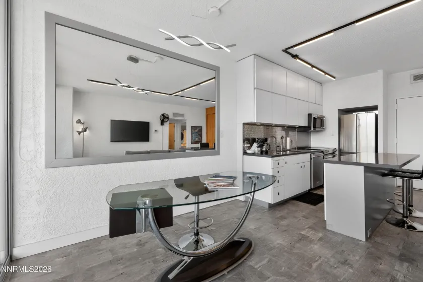 100 Arlington, Reno, Nevada 89501, 1 Bedroom Bedrooms, ,1 BathroomBathrooms,Residential,Residential,Arlington,260001346