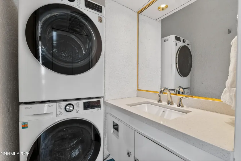 100 Arlington, Reno, Nevada 89501, 1 Bedroom Bedrooms, ,1 BathroomBathrooms,Residential,Residential,Arlington,260001346