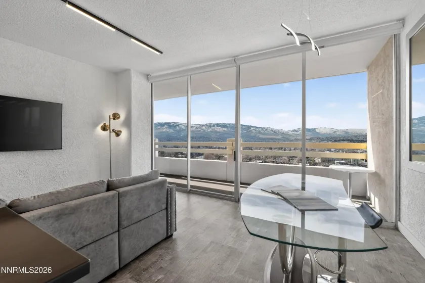 100 Arlington, Reno, Nevada 89501, 1 Bedroom Bedrooms, ,1 BathroomBathrooms,Residential,Residential,Arlington,260001346