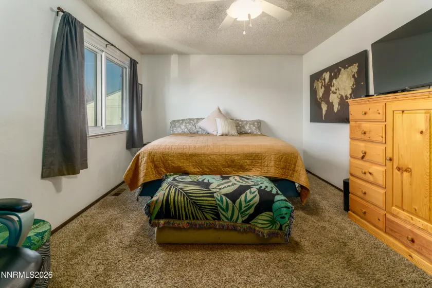 2127 Greyhaven, Sparks, Nevada 89431, 2 Bedrooms Bedrooms, ,2 BathroomsBathrooms,Residential,Residential,Greyhaven,260001347