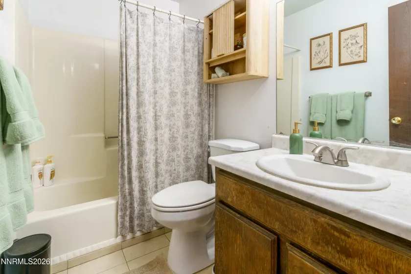 2127 Greyhaven, Sparks, Nevada 89431, 2 Bedrooms Bedrooms, ,2 BathroomsBathrooms,Residential,Residential,Greyhaven,260001347