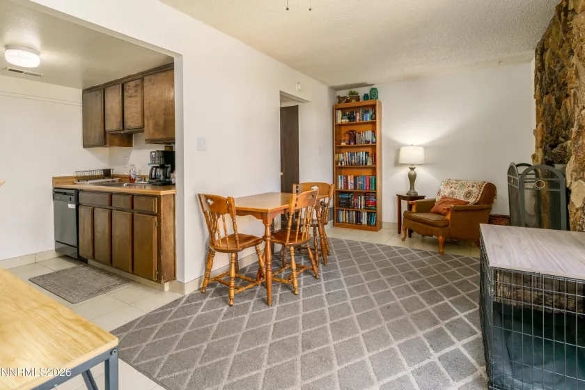 2127 Greyhaven, Sparks, Nevada 89431, 2 Bedrooms Bedrooms, ,2 BathroomsBathrooms,Residential,Residential,Greyhaven,260001347