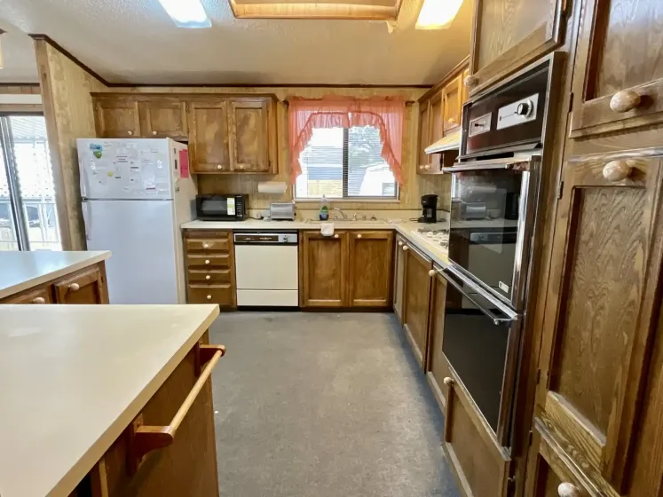 234 Gold Leaf Ln, Carson City, Nevada 89706, 2 Bedrooms Bedrooms, 10 Rooms Rooms,2 BathroomsBathrooms,Manufactured,Residential,Gold Leaf,260001366