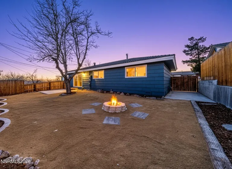 3286 Heights, Reno, Nevada 89503, 3 Bedrooms Bedrooms, ,2 BathroomsBathrooms,Residential,Residential,Heights,260001353